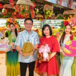 ไอคอนสยาม จับมือเมืองสุขสยาม และเดียร์ทัมมี่ ไลฟ์สไตล์ ซูเปอร์มาร์เก็ตพร้อมพันธมิตร มอบประสบการณ์ความอร่อย ชวนชิมสุดยอดผลไม้ไทย ทุเรียนกว่า 30 สายพันธุ์ และผลไม้ตามฤดูกาลจาก 5 ภูมิภาค วันนี้-31 พฤษภาคม 2569